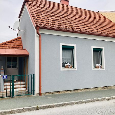 Das Ferienhaus-Zurueck Zum Ursprung Güssing Extérieur photo